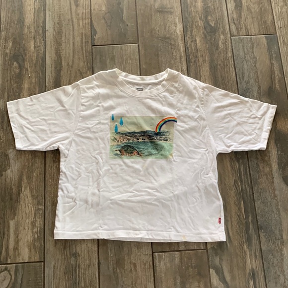 Levi’s Oversized Graphic Tee - Picture 1 of 3
